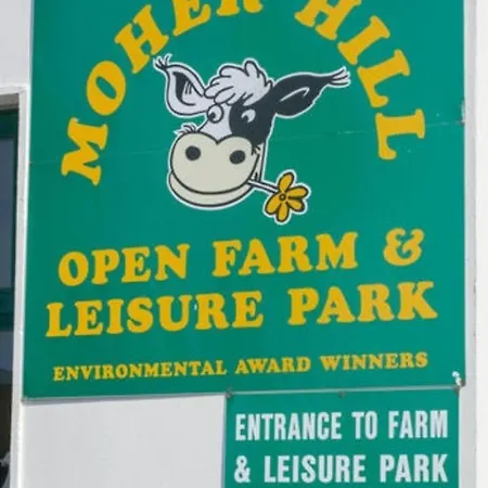 Holiday home Crowe's Bridge House *