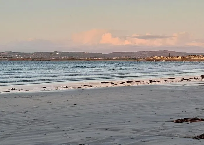 Crowe's Bridge House Hébergement de vacances Quilty